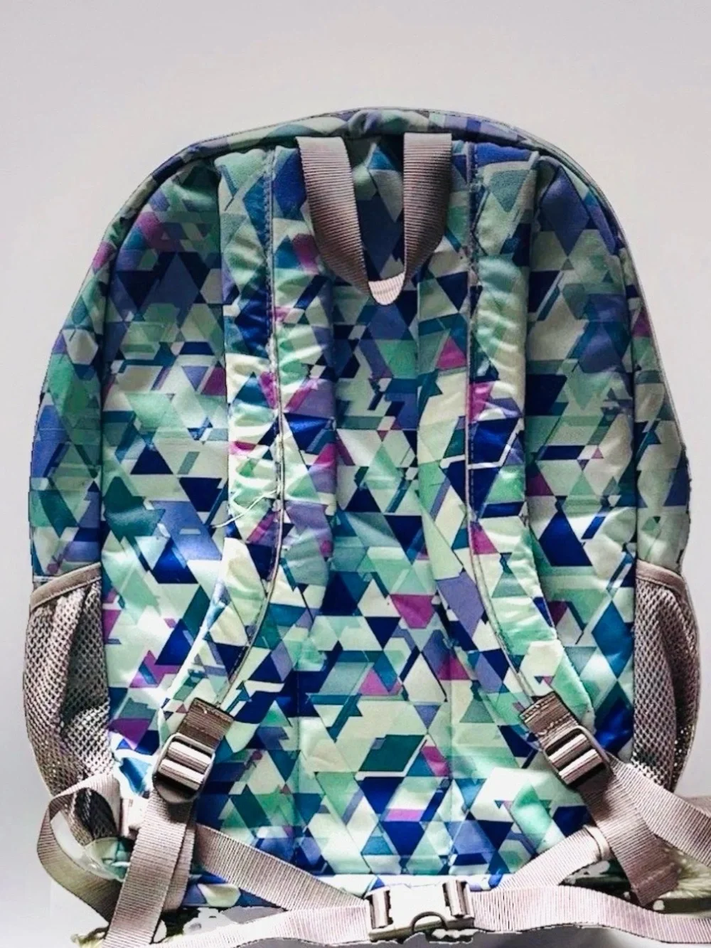 L.L.Bean Deluxe Backpack W/Mesh Pocket Zip- in pattern 